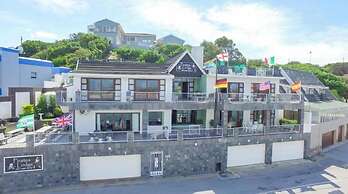 Isla Riverside Lodge