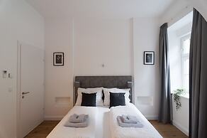 easy-flat Belvedere - Central Apartments with AC