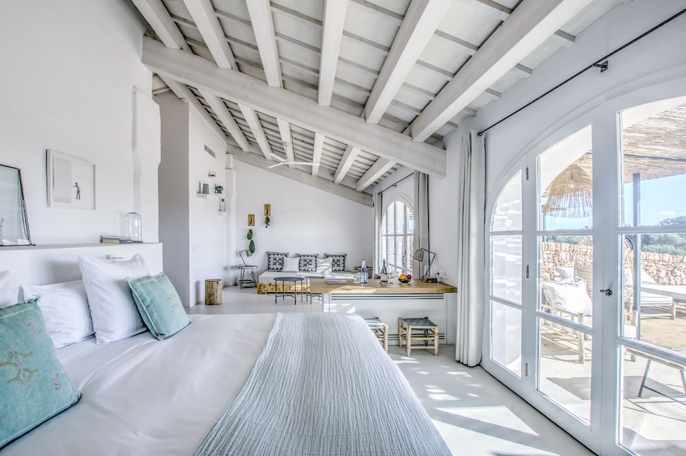 Torre Vella – Fontenille Collection