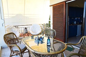 Areos Galaxy Apartments With Beach View
