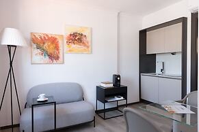Puerta Catedral Holiday Suites