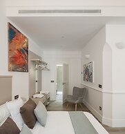 Puerta Catedral Holiday Suites