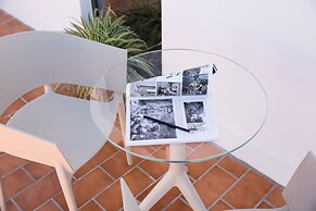 Puerta Catedral Holiday Suites