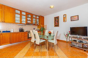 Apartment Dadi