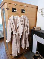 B&B 43 4