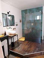 B&B 43 4