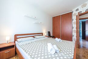 Angela Apartments
