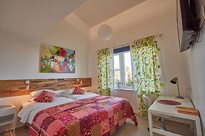 Staylong Hotel