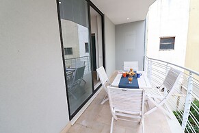 Holiday House 