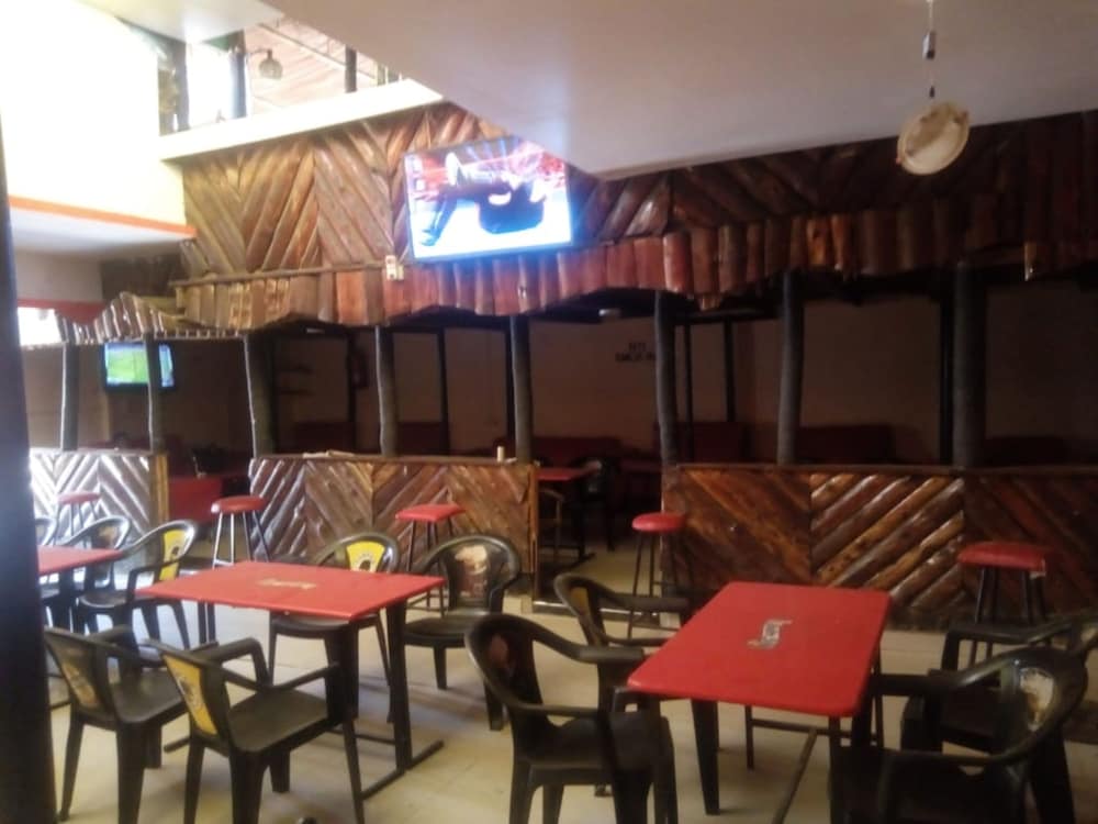 Jostem Inn
