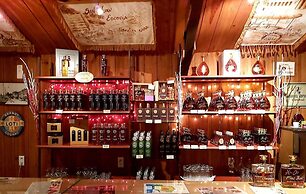 Le Logis Des Bessons