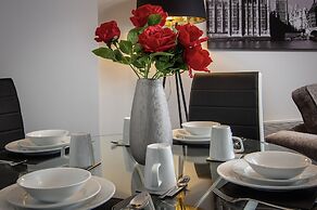 2 Bdrm Sleeps 7 Near Top Attractions Free Parking