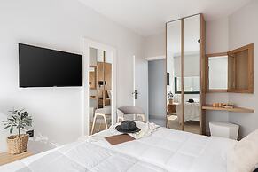 Elia Penthouse