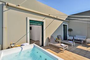Elia Penthouse
