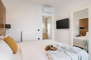 Elia Penthouse