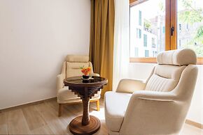 Waikiki Apartments