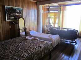 Hotel Sherwood