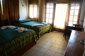 Hotel Sherwood
