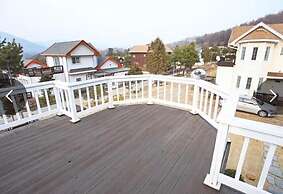 Under Hill Pension