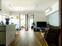 Home n Lounge