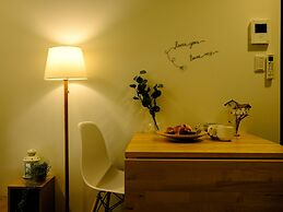 Home n Lounge