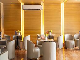 HT9 HOTEL