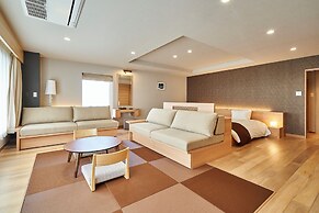 Tsukasa Royal Hotel