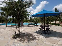 Wonderland Resort