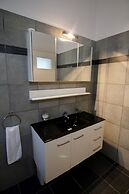 Grand Bleu Apartments & Villas