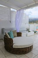 Grand Bleu Apartments & Villas