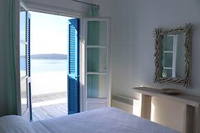 Grand Bleu Apartments & Villas