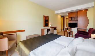 Hunguest Hotel Sun Resort