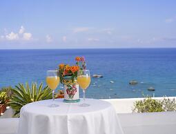 Room in B&B - Ischia With Breathtaking Views, Near Poseidon for 3