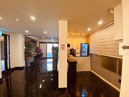 The Leeds Hotel