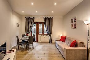 Ml Apartment - Ardesia Terrace Colosseo - 2bdr