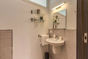 Ml Apartment - Caracalla 2