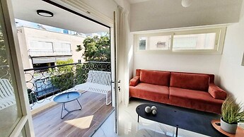 Design 2 Bdr Apartment - Habima TL60