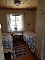 Lövångergården