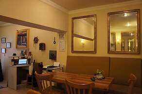 Bufes Hotel