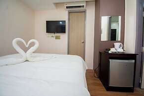 Emerald Island Hotel