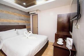 Emerald Island Hotel