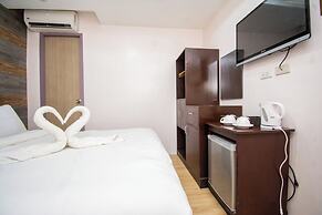 Emerald Island Hotel