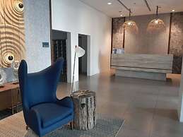 Solinea Tower 1