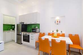 Apartment Take That