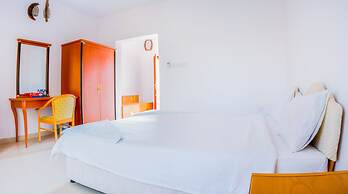 Hoota Guest House