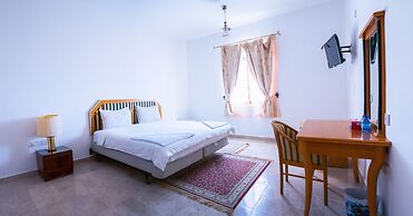 Hoota Guest House
