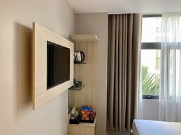 Holiday 2 Hotel