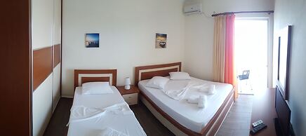Golden Beach Hotel