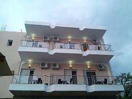 Golden Beach Hotel