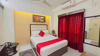 Hotel Grand Circle Inn
